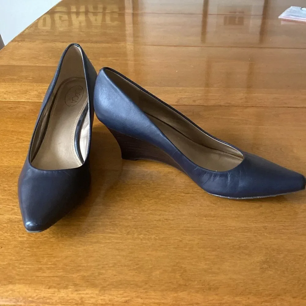 CIRCA (Joan & David) wedges